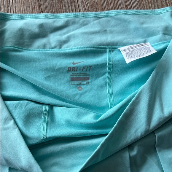 Nike Pickleball Aqua Tennis Skirt Skort XL Turquoise w Shorties - Picture 4 of 8